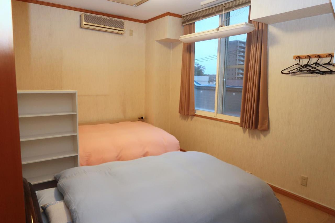 Otaru Ekimae Guest House Ito מראה חיצוני תמונה