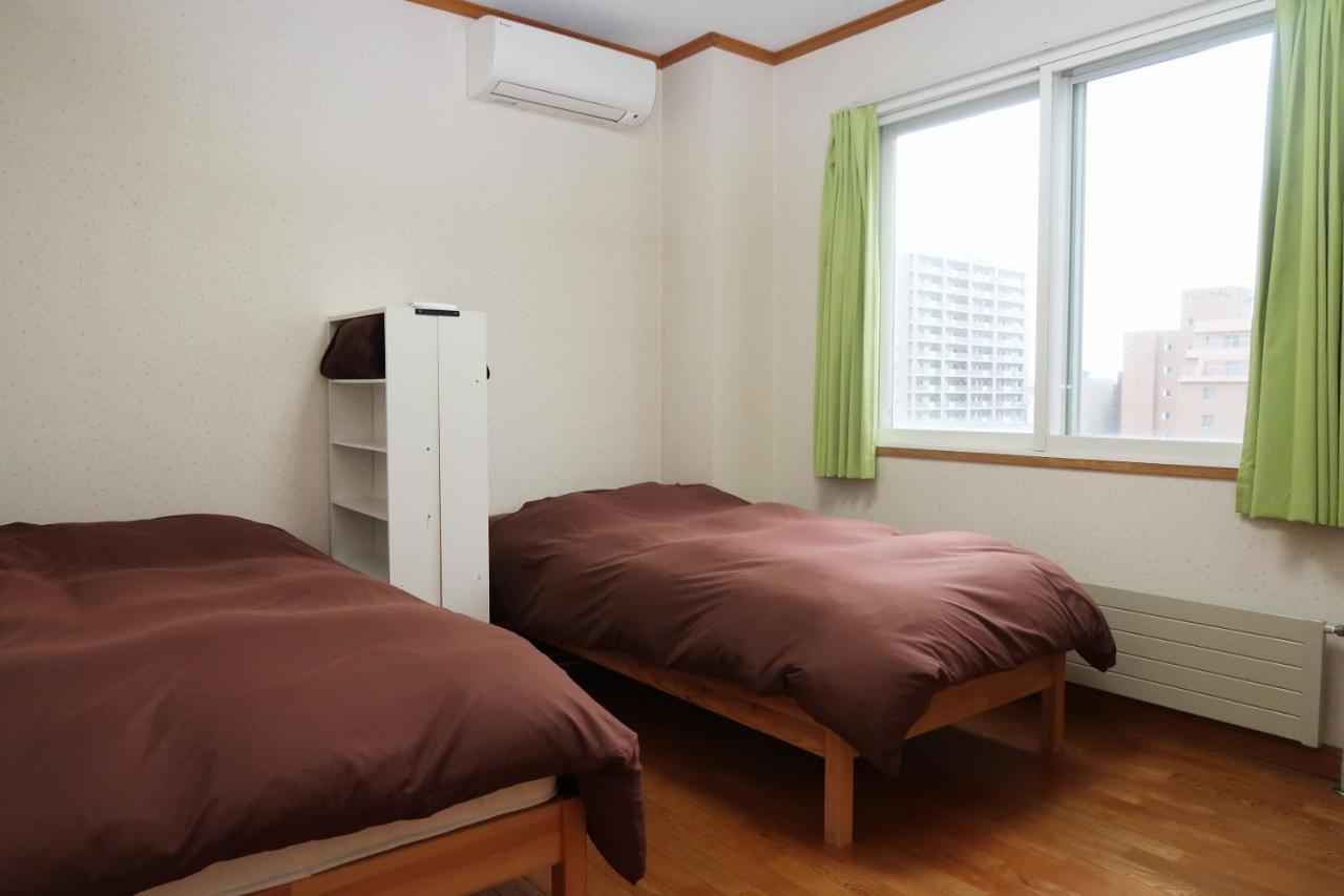 Otaru Ekimae Guest House Ito מראה חיצוני תמונה